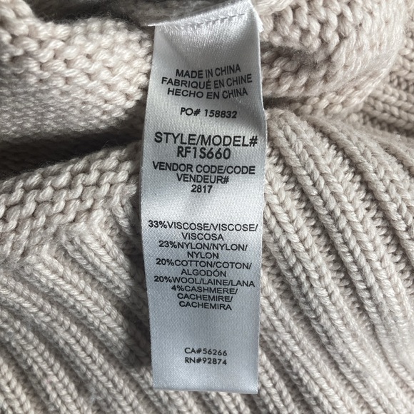 Women’s Medium Pre Owned Spendid Mally Colorblock Sweater - Picture 4 of 8